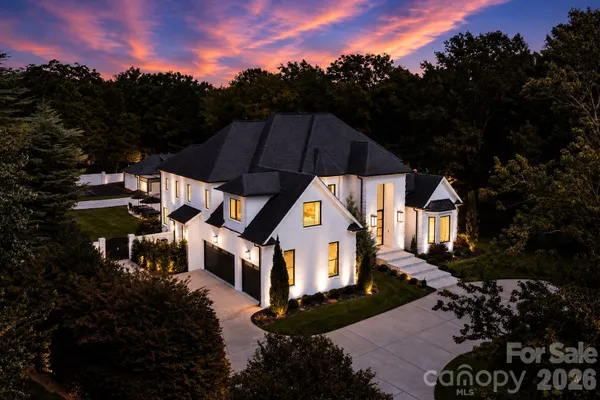 8821 COVEY RISE CT