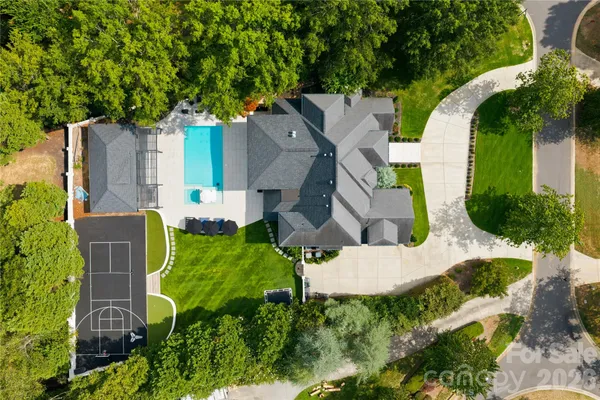 8821 COVEY RISE CT