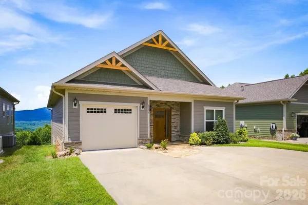 1386 RIVER CLUB RDG