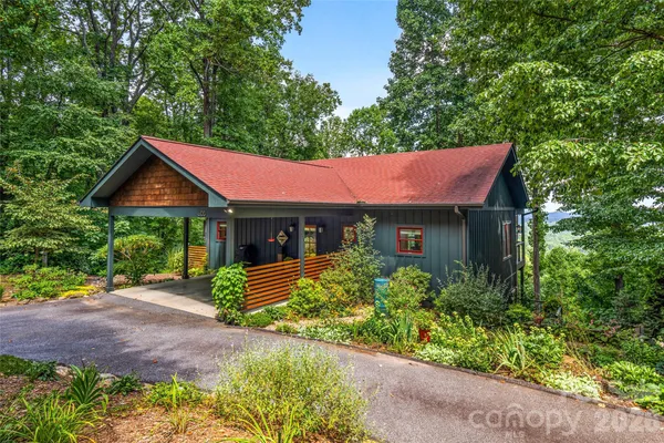 600 TANGLEWOOD LN