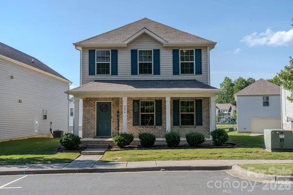 206 NOTABLE LN