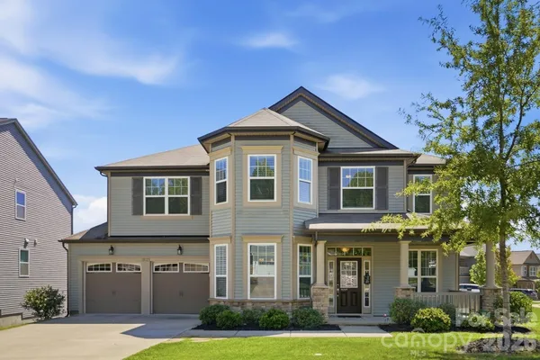 10125 CASTLEBROOKE DR