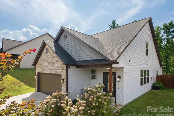 218 WATER LEAF DR