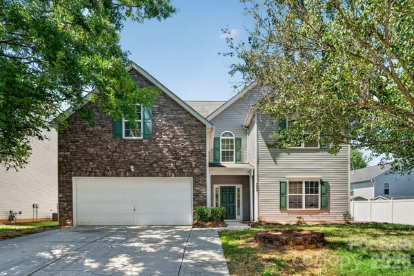 3006 ROYAL TROON DR