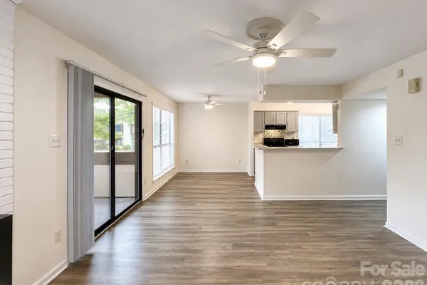 7220 WINERY LN