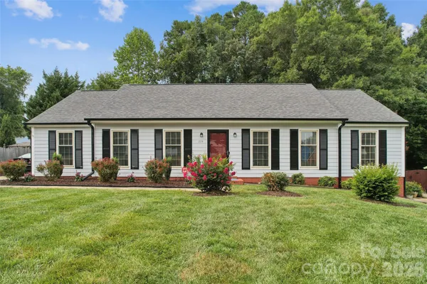 2114 VARDEN CT