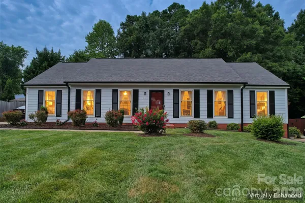 2114 VARDEN CT
