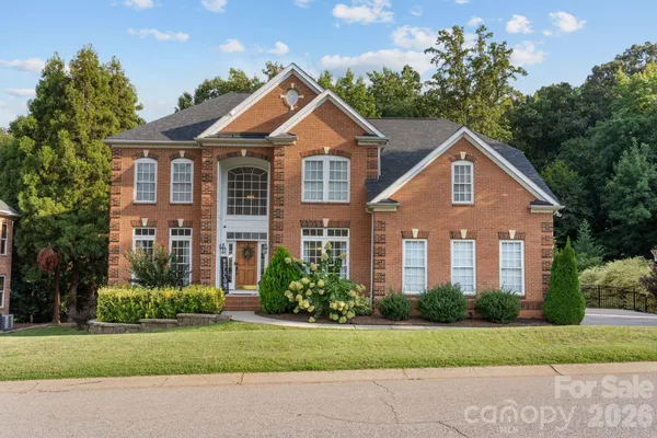 152 MELBOURNE DR