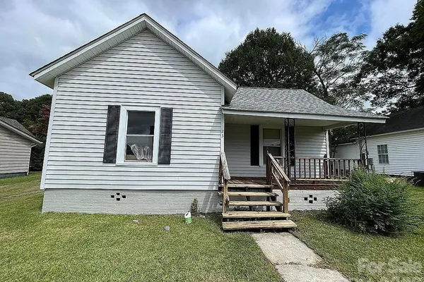23 SELMA DR