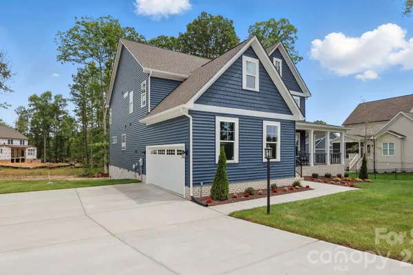 6095 DIAMOND PL