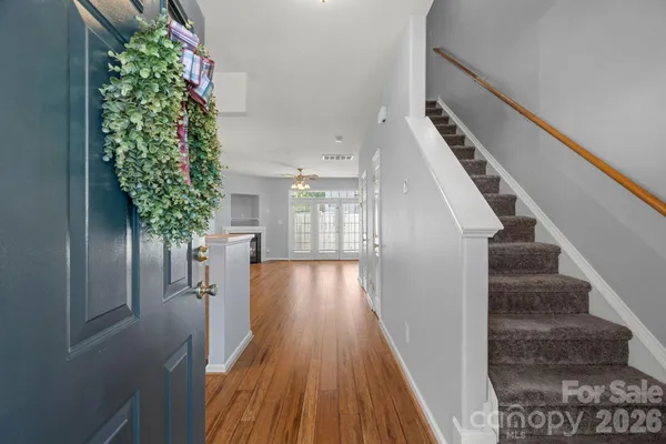 4037 CENTER PLACE DR