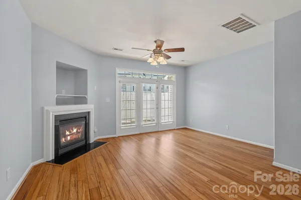 4037 CENTER PLACE DR