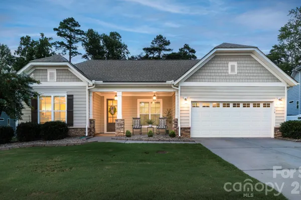 378 BROADLEAF DR