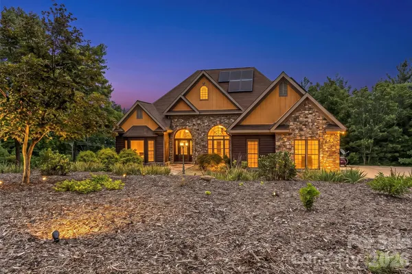 293 BEAR CLIFF DR