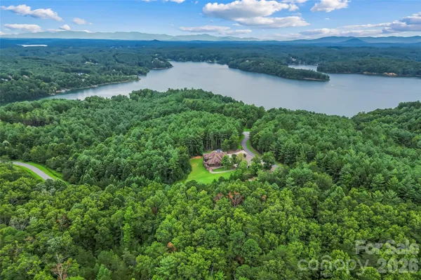 293 BEAR CLIFF DR