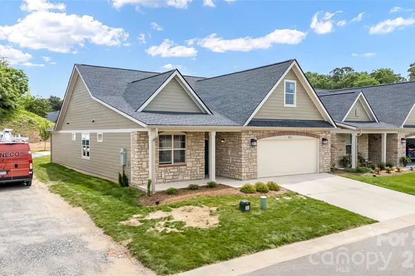 827C WYNNSHIRE DR 66