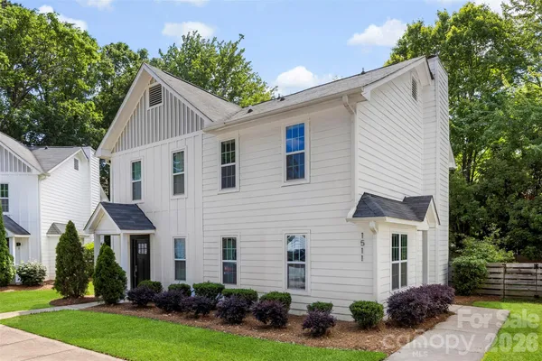 1511 BRIAR CREEK RD B