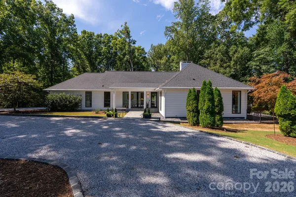 159 SILVER FOX LN