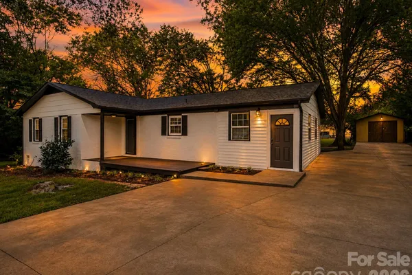 4209 HEATHERSTONE DR