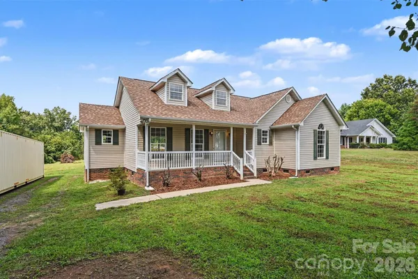 3228 KAREN LN