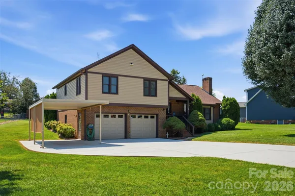 118 SHERWOOD DR
