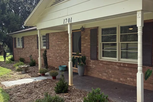 1701 RICHEY RD