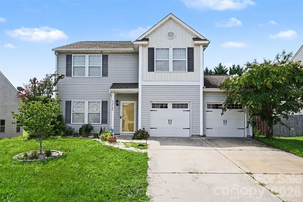 2122 GILLETTE DR