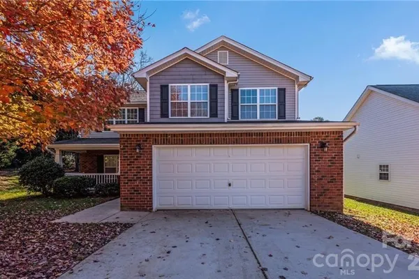 105 ASHMONT DR 1
