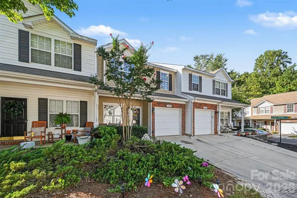 539 DELTA DR