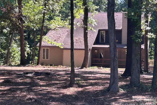 8209 ADDISON DR