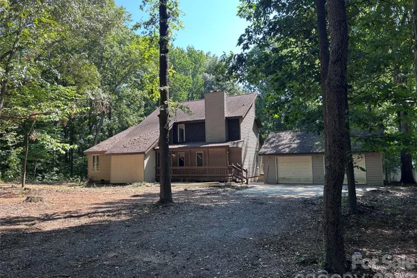 8209 ADDISON DR