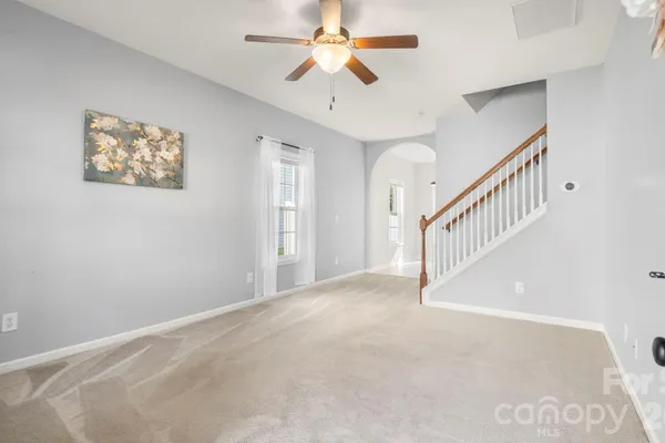244 MAKAYLA CT
