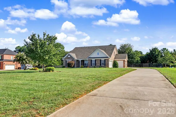 2117 BELLE REGAL CIR