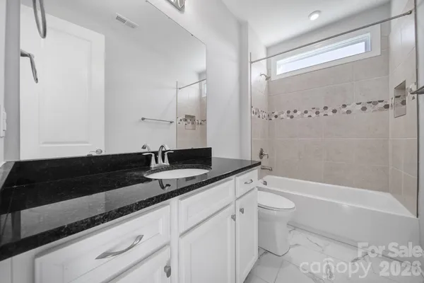 3509 AQUA POINT DR