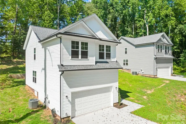 242 VALLEYBROOK LN