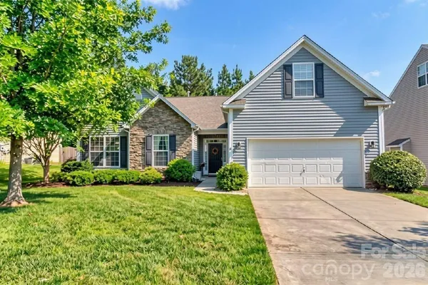 3173 PINE BLUFF WAY