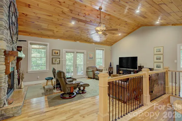 98 SOAPSTONE CREEK RD