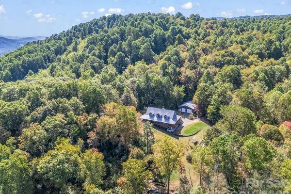 119 MOUNTAIN BLUFF TRL