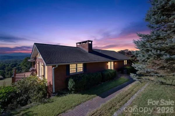 93 ORCHARD HL