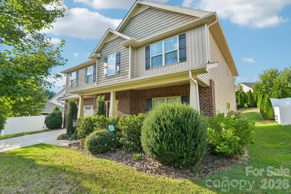 201 TAYLORS CREEK ST