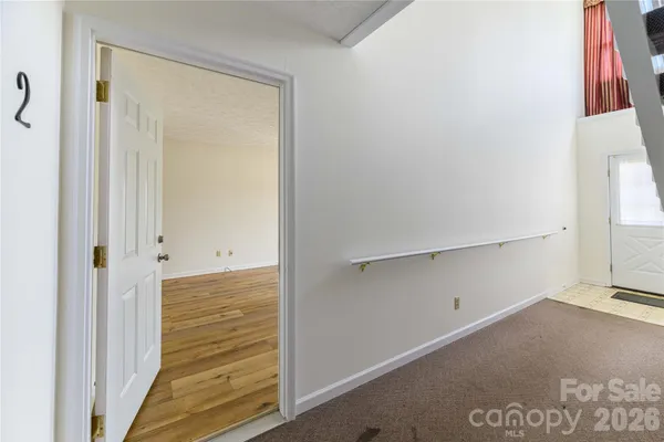 82 NAZARENE WAY