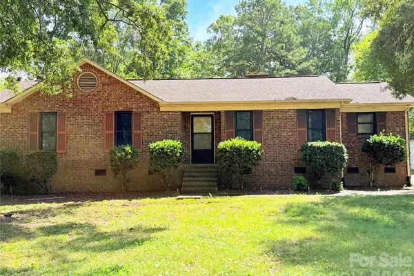 304 PLAZA DR
