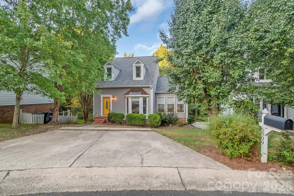 6009 COACHING INN CT