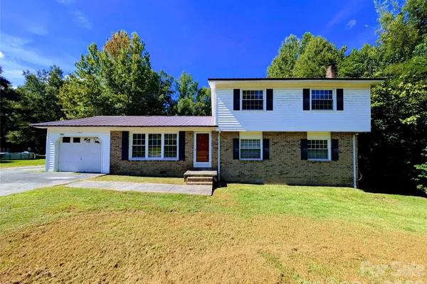 164 BLACKMON CIR