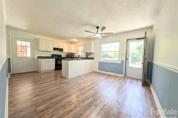 164 BLACKMON CIR
