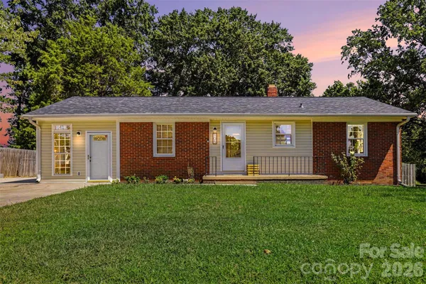105 MARINE DR