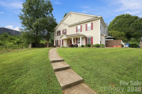 127 PINEWOOD LN 103