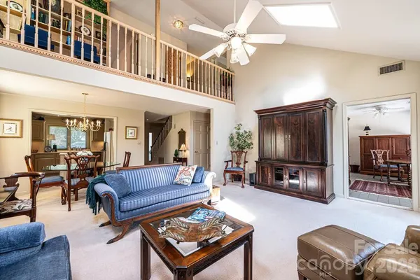 3725 ROCK BRIDGE DR