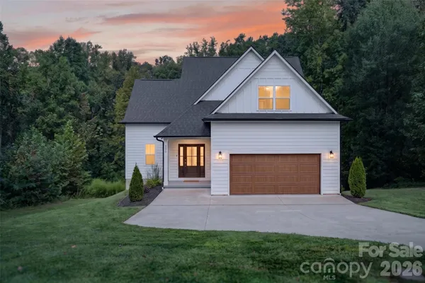 229 SHENANDOAH LOOP
