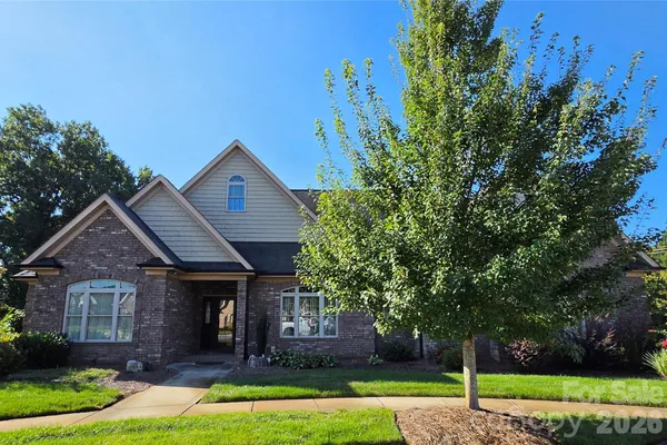 323 WENDOVER DR